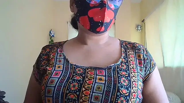 Elena cruz5 online show from 31, 7, 2026