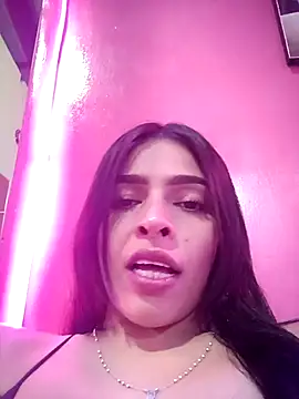 SaraBust online show from 24, 9, 2025