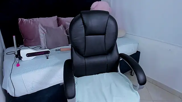 kate lua online show from 3, 3, 2026