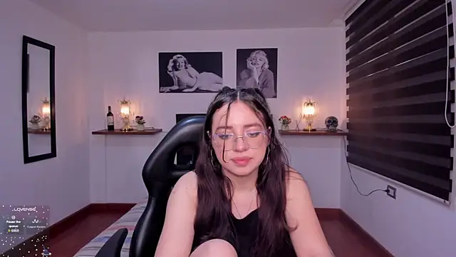 Barbara Jonesss 4 online show from 23, 10, 2025