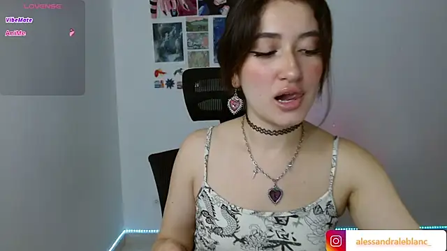 AlessandraLB online show from 18, 9, 2025