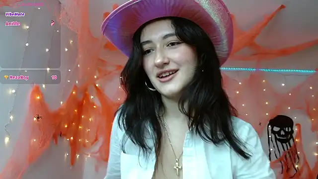 AlessandraLB online show from 5, 10, 2025