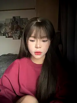 SarahBeii online show from 5, 12, 2025