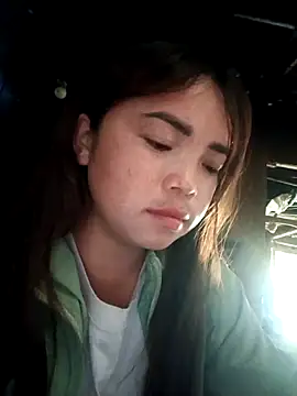 Snapshot of AnHa19 chatting on 2, 12, 2025 AnHa19 online show from 2, 12, 2025