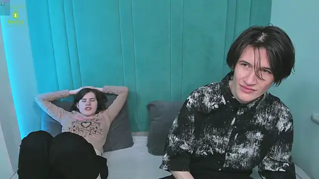 ViviaraNGendy online show from 12, 10, 2025