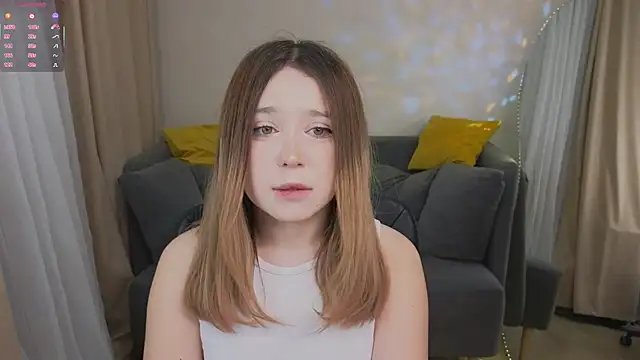 Lina Glow online show from 19, 11, 2025