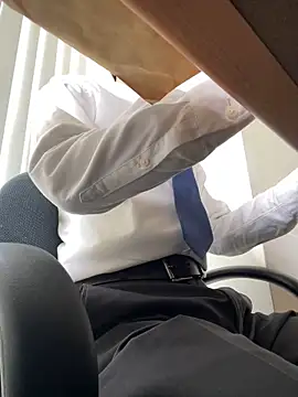 Snapshot of Daddygarry chatting on 5, 3, 2026 Daddygarry online show from 5, 3, 2026