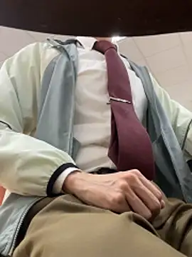 Snapshot of Daddygarry chatting on 8, 4, 2026 Daddygarry online show from 8, 4, 2026