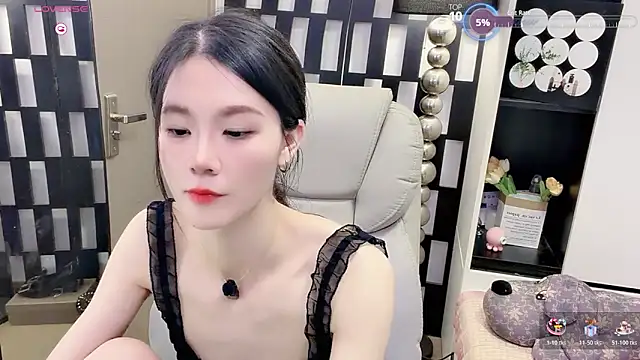 Snapshot of Yueyue-MM chatting on 21, 6, 2026 Yueyue-MM online show from 21, 6, 2026