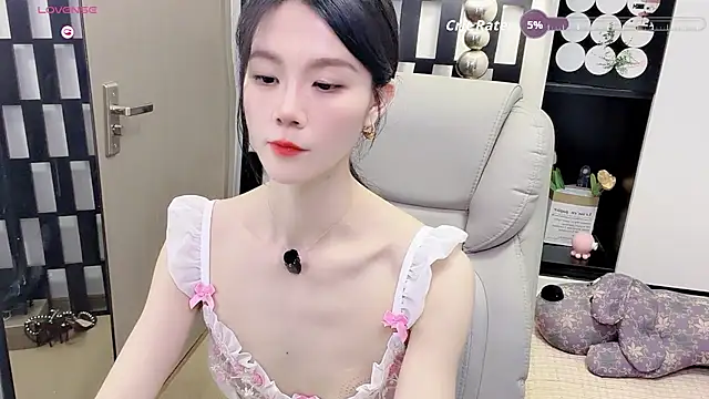 Snapshot of Yueyue-MM chatting on 24, 6, 2026 Yueyue-MM online show from 24, 6, 2026