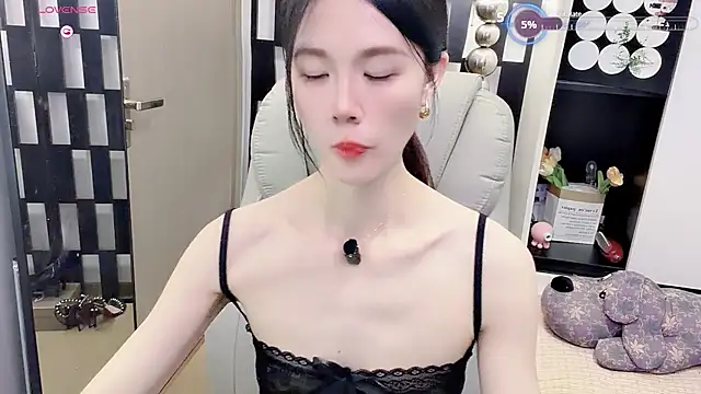 Snapshot of Yueyue-MM chatting on 27, 6, 2026 Yueyue-MM online show from 27, 6, 2026