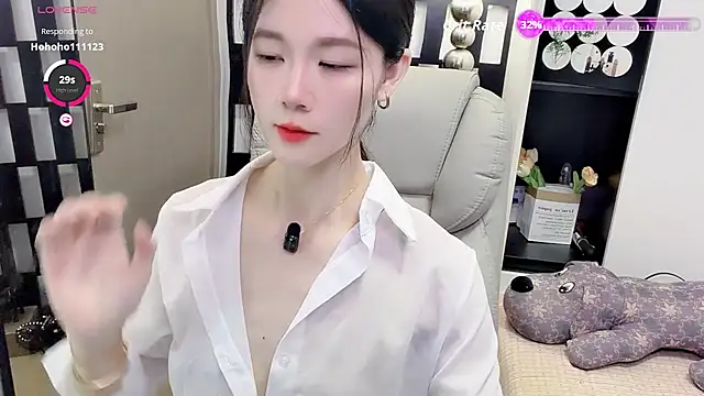 Snapshot of Yueyue-MM chatting on 5, 7, 2026 Yueyue-MM online show from 5, 7, 2026