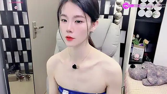 Snapshot of Yueyue-MM chatting on 4, 8, 2026 Yueyue-MM online show from 4, 8, 2026