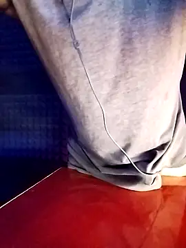 HIIMSINGLEBOY online show from 7, 10, 2025