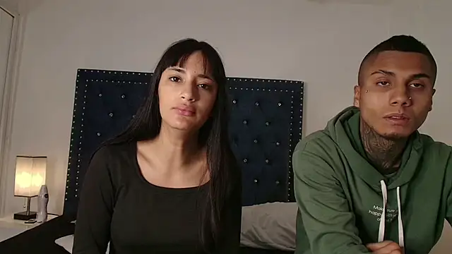 Damian and roxanne online show from 22, 7, 2026