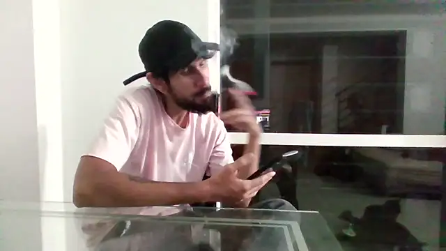 Snapshot of Alejandro92_cali chatting on 27, 2, 2026 Alejandro92 cali online show from 27, 2, 2026