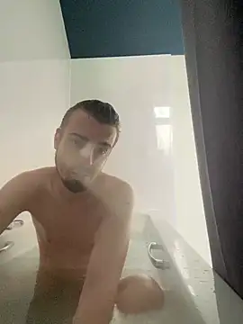 Snapshot of jaycoy22 chatting on 16, 1, 2026 jaycoy22 online show from 16, 1, 2026