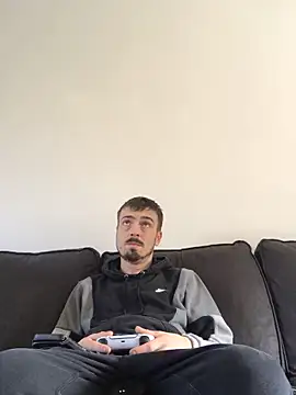 Snapshot of jaycoy22 chatting on 5, 3, 2026 jaycoy22 online show from 5, 3, 2026