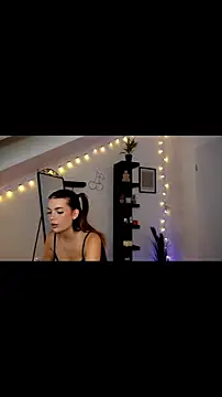 Snapshot of SophieFleur chatting on 20, 9, 2025 SophieFleur online show from 20, 9, 2025