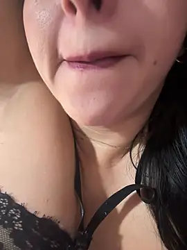 Snapshot of salo-rousee chatting on 31, 7, 2026 salo-rousee online show from 31, 7, 2026