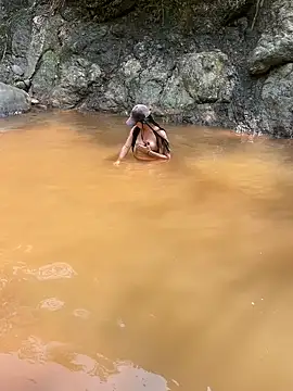 Eva Sue online show from 18, 10, 2025