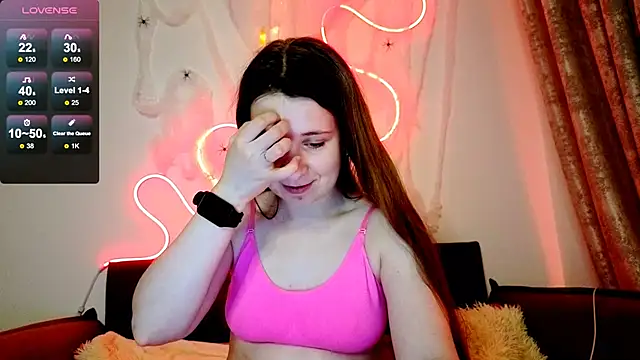 Snapshot of _Linett_ chatting on 31, 10, 2025  Linett  online show from 31, 10, 2025