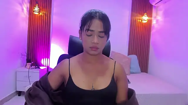 zoe evans5 online show from 25, 10, 2025