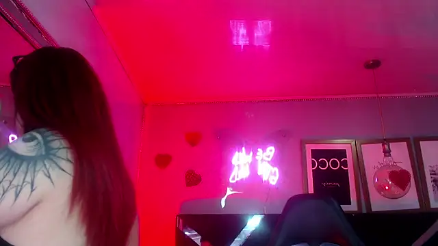 Red Bunny v online show from 27, 5, 2026