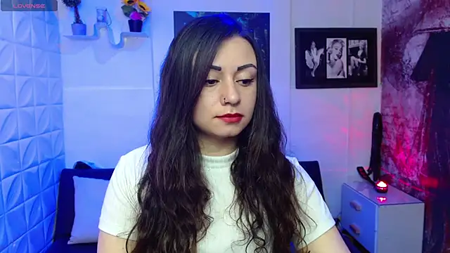 Eva Roussell online show from 27, 10, 2025