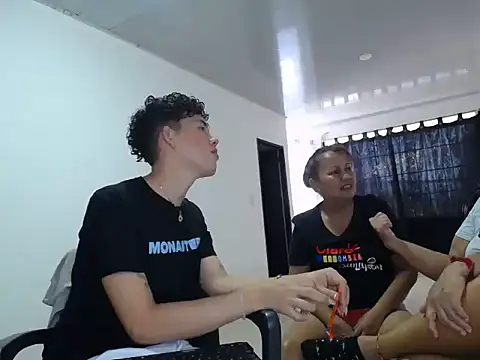 Snapshot of brutal_dirty_sex chatting on 9, 9, 2025 brutal dirty sex online show from 9, 9, 2025