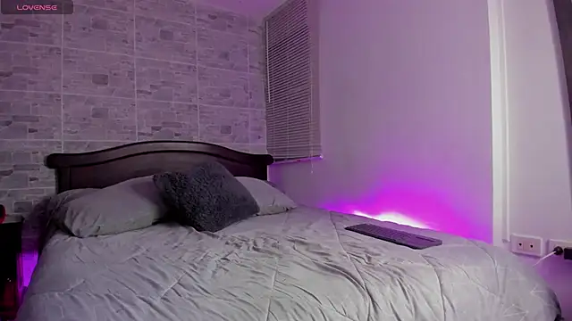 Snapshot of DavisFirb chatting on 3, 12, 2025 DavisFirb online show from 3, 12, 2025