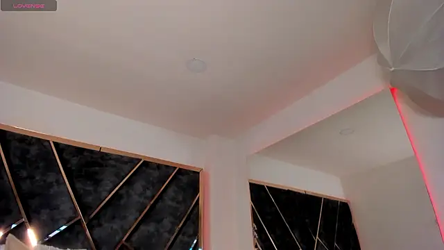 SusanaHenao online show from 5, 3, 2026