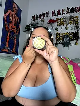 luna sweet16 online show from 27, 10, 2025
