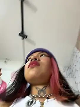 Georgina Astor online show from 15, 3, 2026