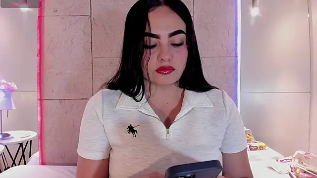 sofiiacarson online show from 7, 5, 2026