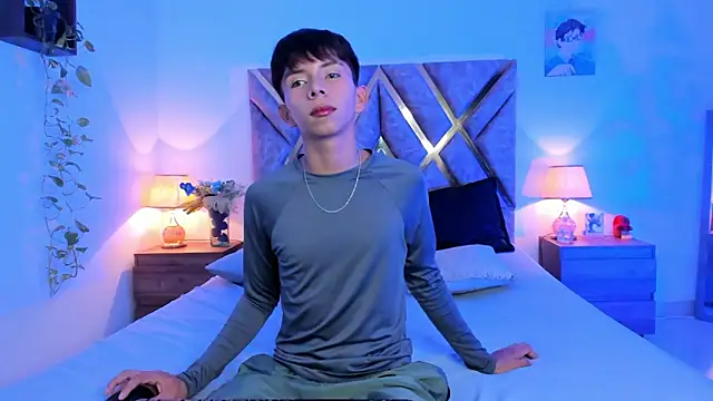 Snapshot of Hyunjin_Son chatting on 21, 10, 2025 Hyunjin Son online show from 21, 10, 2025