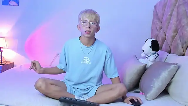 Snapshot of Hyunjin_Son chatting on 14, 1, 2026 Hyunjin Son online show from 14, 1, 2026