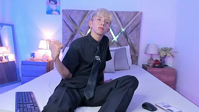 Snapshot of Hyunjin_Son chatting on 6, 2, 2026 Hyunjin Son online show from 6, 2, 2026