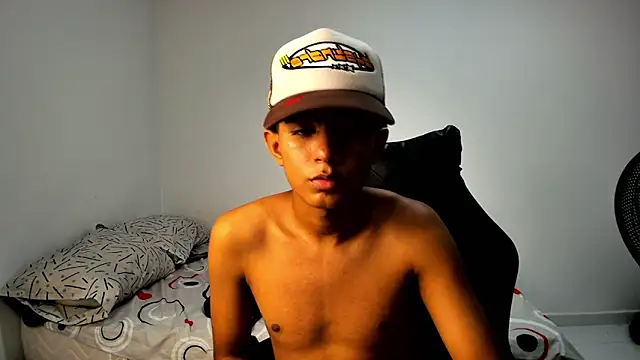 alluringangel0 online show from 16, 9, 2025