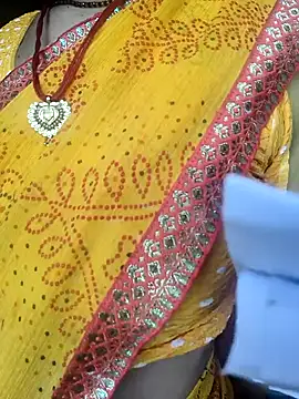 Idhika Handoo online show from 22, 9, 2025