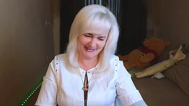 Snapshot of Vina_Vision chatting on 20, 9, 2025 Vina Vision online show from 20, 9, 2025