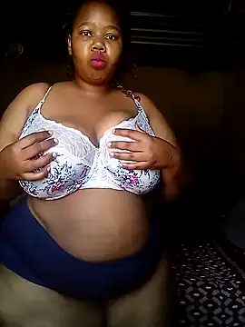 Curvycandy95 online show from 10, 9, 2025