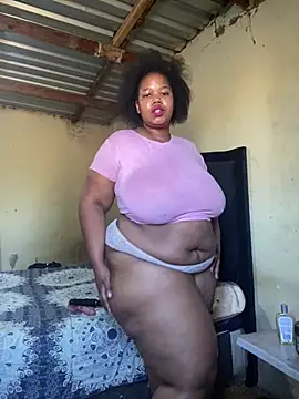 Snapshot of Curvycandy95 chatting on 16, 7, 2026 Curvycandy95 online show from 16, 7, 2026