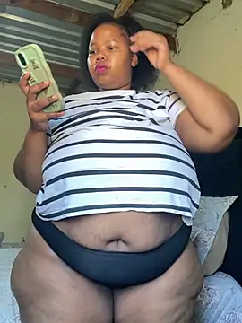 Snapshot of Curvycandy95 chatting on 21, 7, 2026 Curvycandy95 online show from 21, 7, 2026