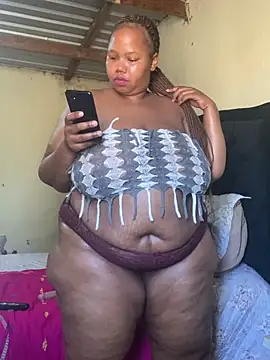 Snapshot of Curvycandy95 chatting on 3, 8, 2026 Curvycandy95 online show from 3, 8, 2026