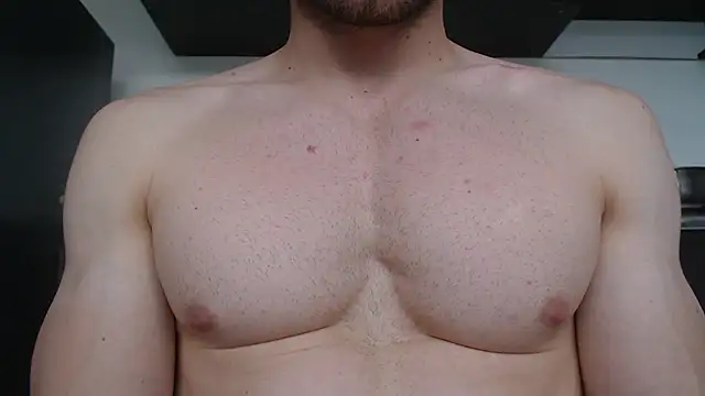 Snapshot of Rocky_Muscle chatting on 13, 12, 2025 Rocky Muscle online show from 13, 12, 2025