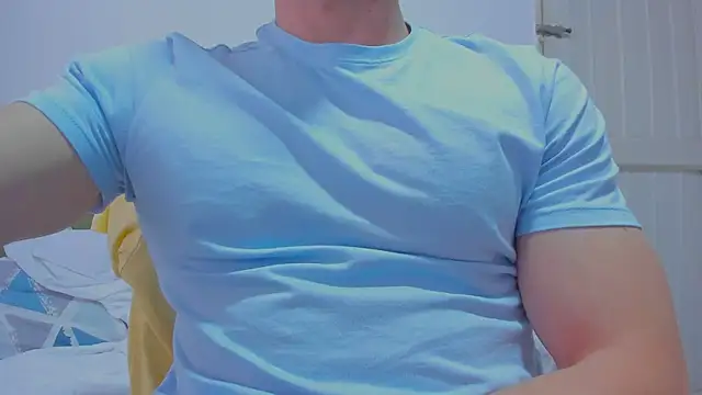 Snapshot of Rocky_Muscle chatting on 28, 7, 2026 Rocky Muscle online show from 28, 7, 2026