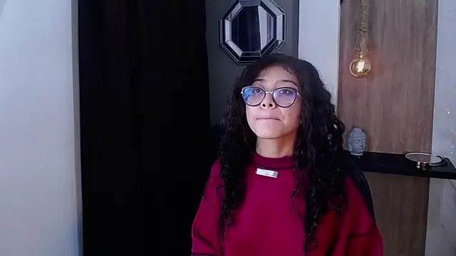 Snapshot of honeymoon_12 chatting on 7, 11, 2025 honeymoon 12 online show from 7, 11, 2025