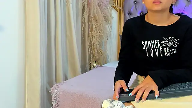 AnnieVegga online show from 26, 9, 2025