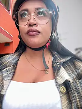 -Mia1 online show from 7, 8, 2026
